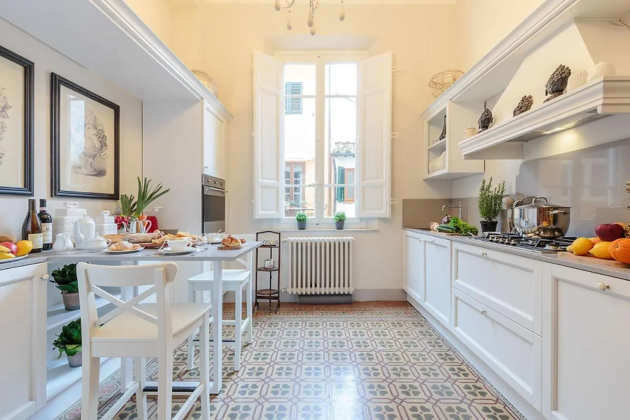 The Park View 4 Bedrooms Apartment With Terrace And Elevator Inside The Walls Of Lucca 0*,